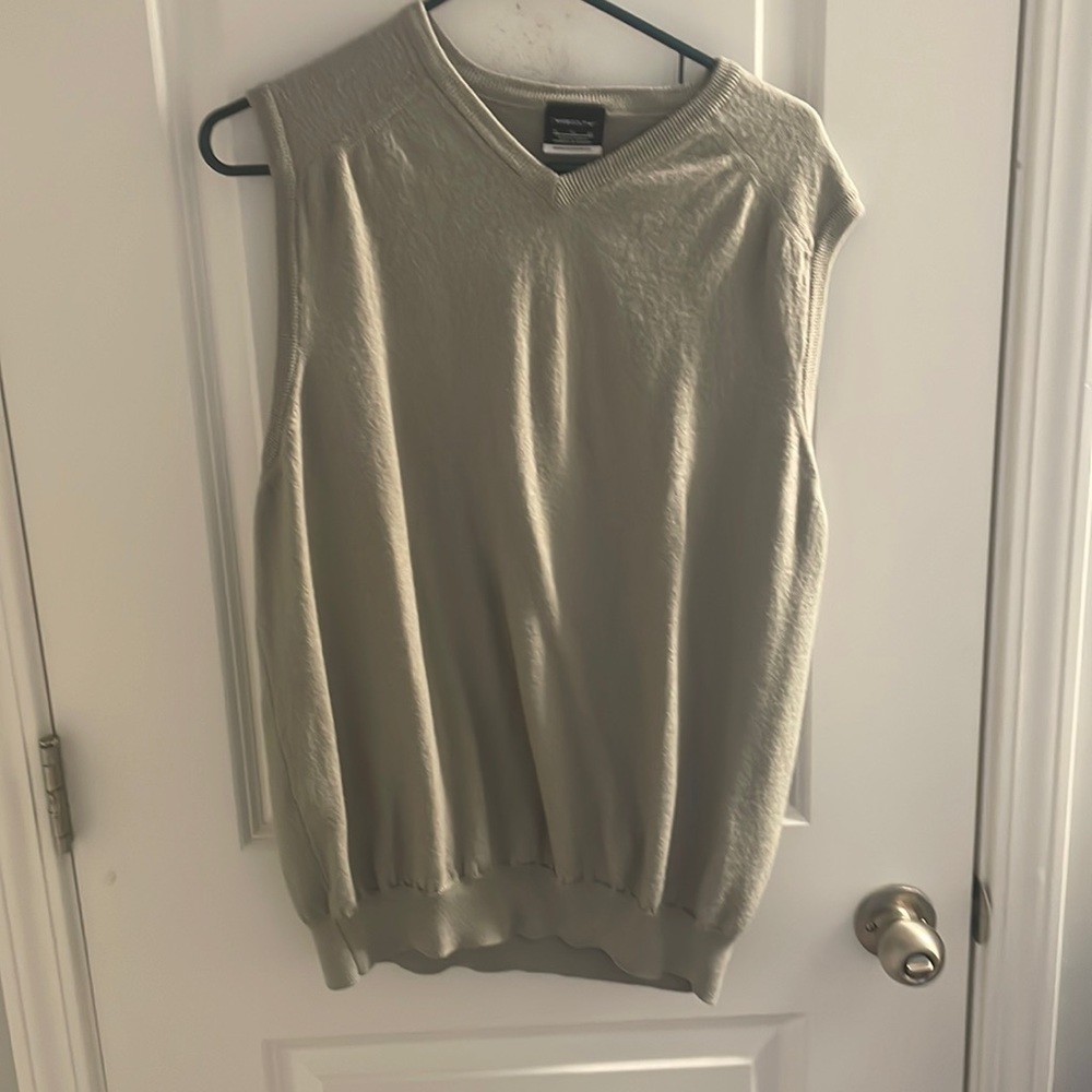 Nike vest